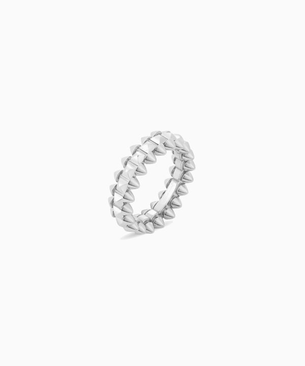 18K White Gold Ring - 15.54g