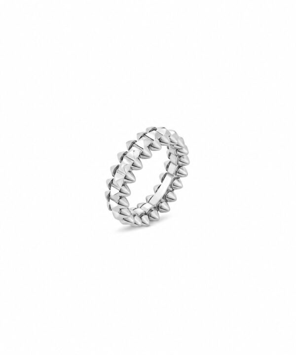 18K White Gold Ring - 15.54g