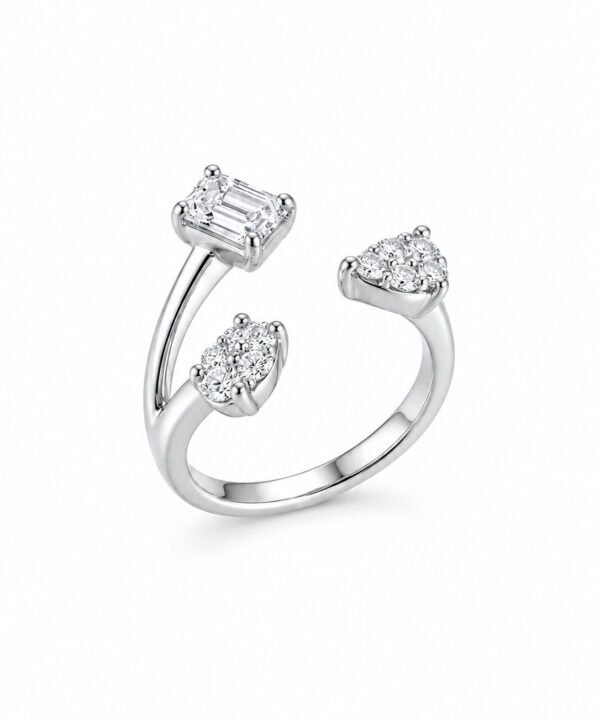 18K White Gold & Diamond Ring (0.59ct)