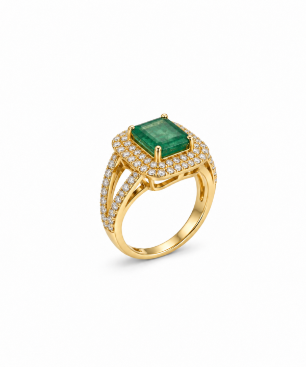 18K Yellow Gold & Diamond with Emerald Ring (0.74ct)