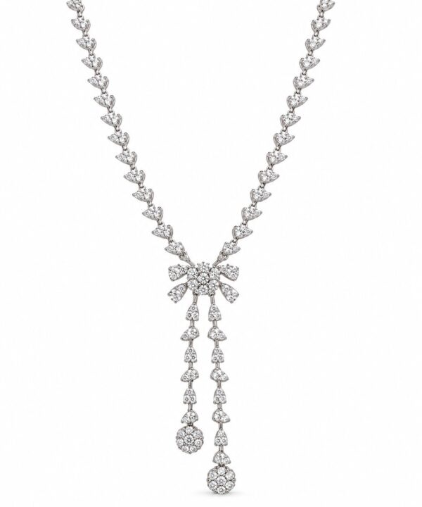 18K White Gold & Diamond Necklace (3.51ct)